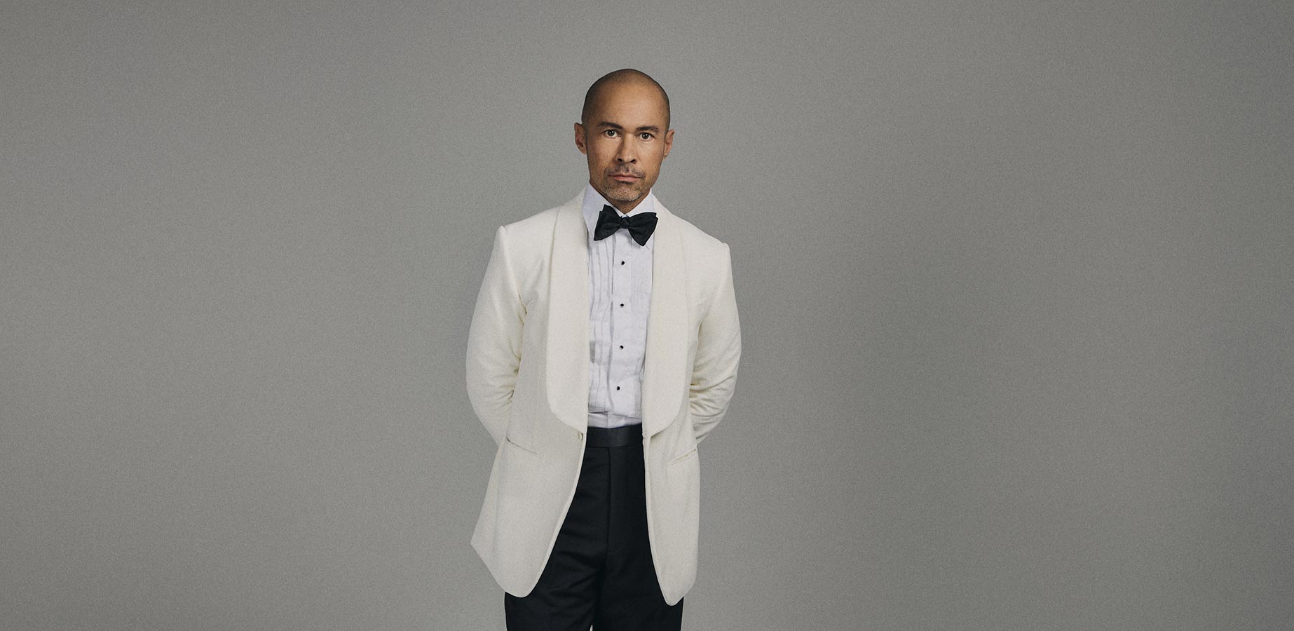 Le smoking n’est pas toujours noir