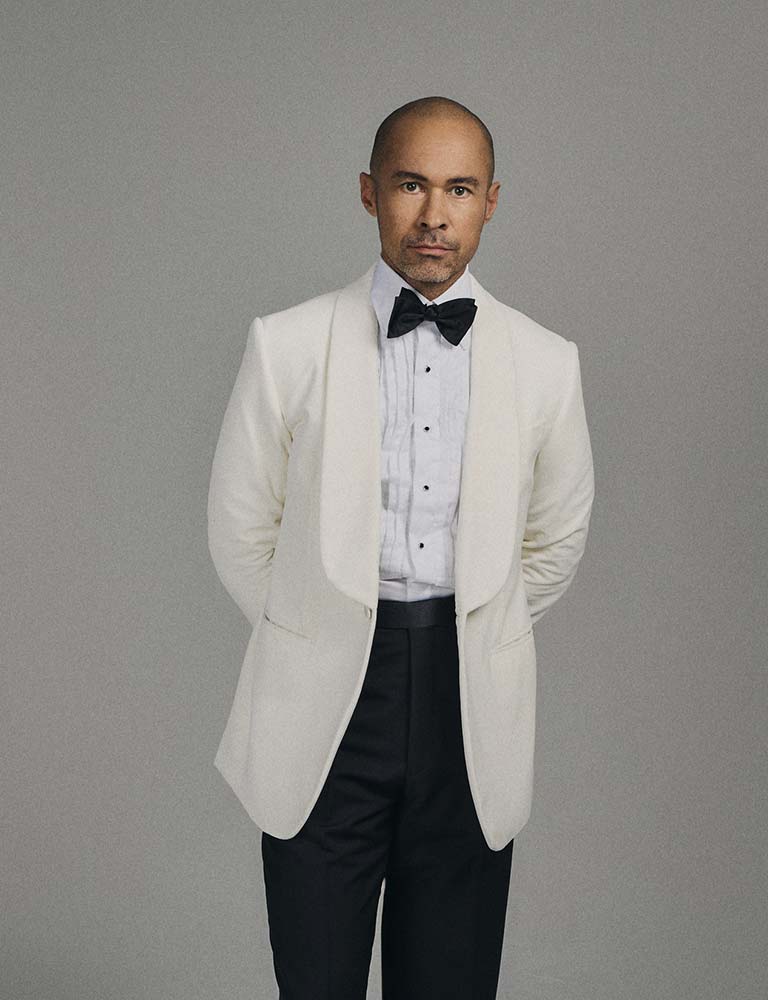 Le smoking n’est pas toujours noir